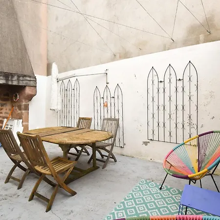 La Rouge, Maison Avec Terrasse * Villecomtal